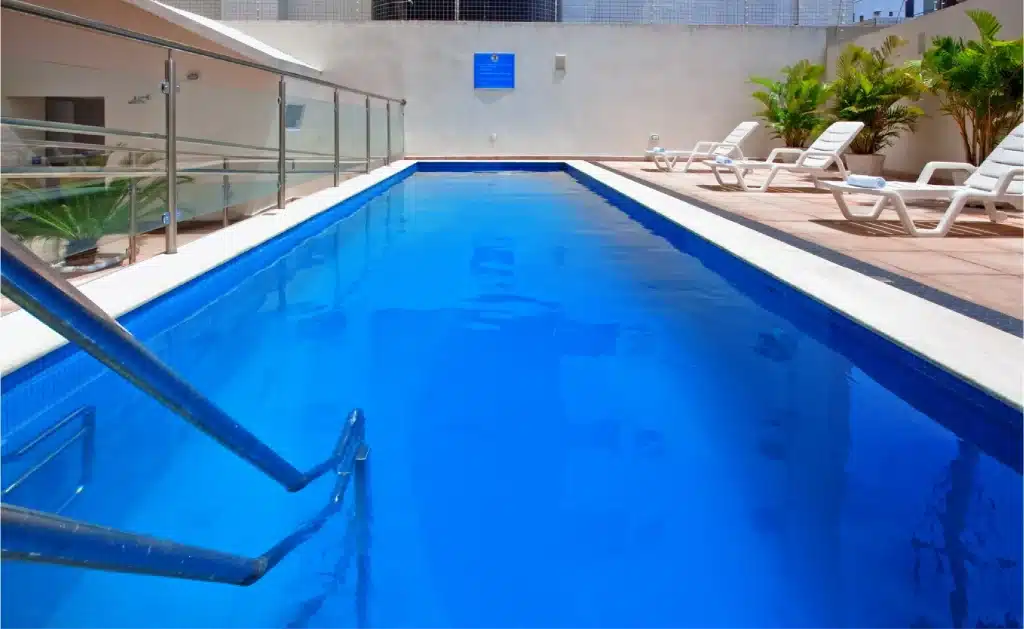 Swimming pool - Hotel in Natal (1)
